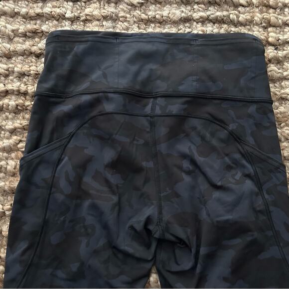 Lululemon Fast and Free Tight II 25”- Heritage 365 Camo Deep Coal Multi Size 6 - Picture 10 of 12